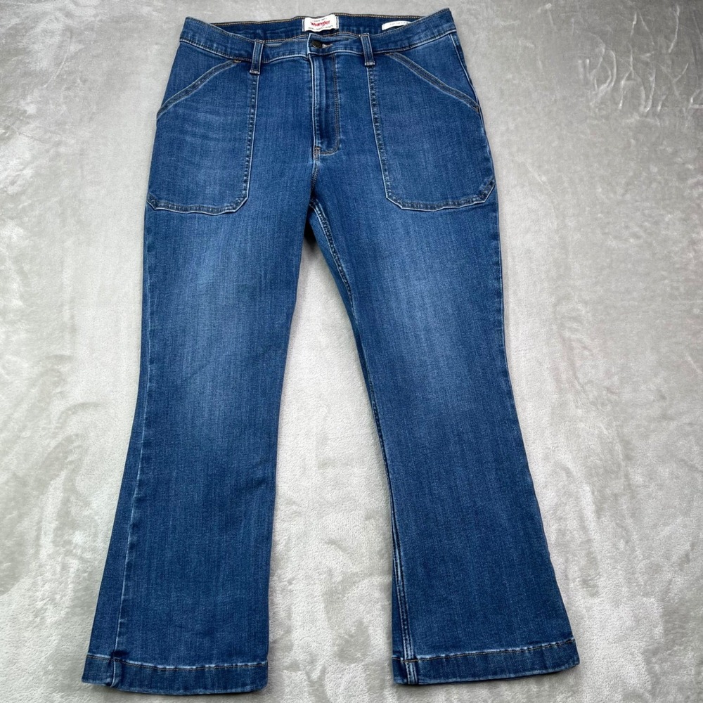 Wrangler High Rise Kick Flare Jeans Womens 34 Blue Stretch Patch Pocket Denim